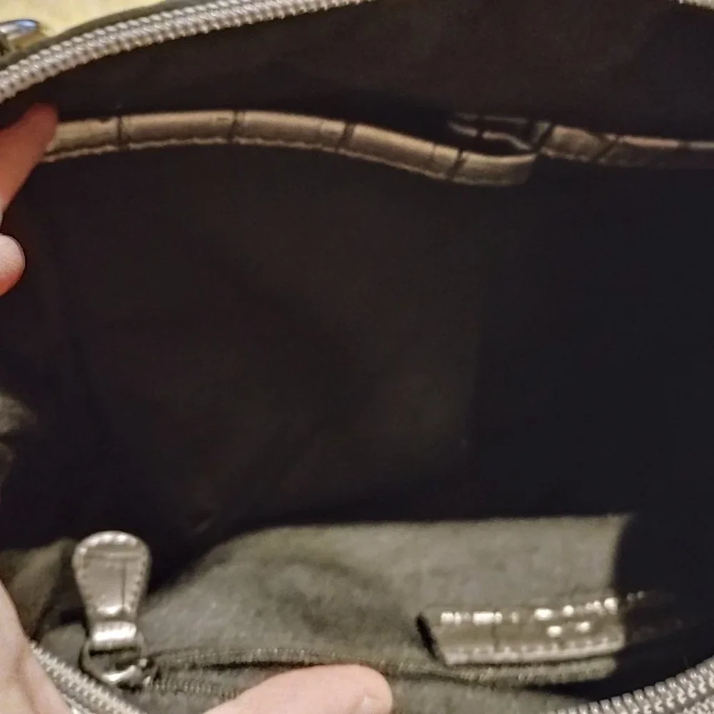 Handbag - Picture 1 of 3